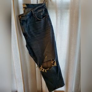 Abercrombie Curve Love Ultra High Rise Ankle Straight Jean, size 35 (20) Short